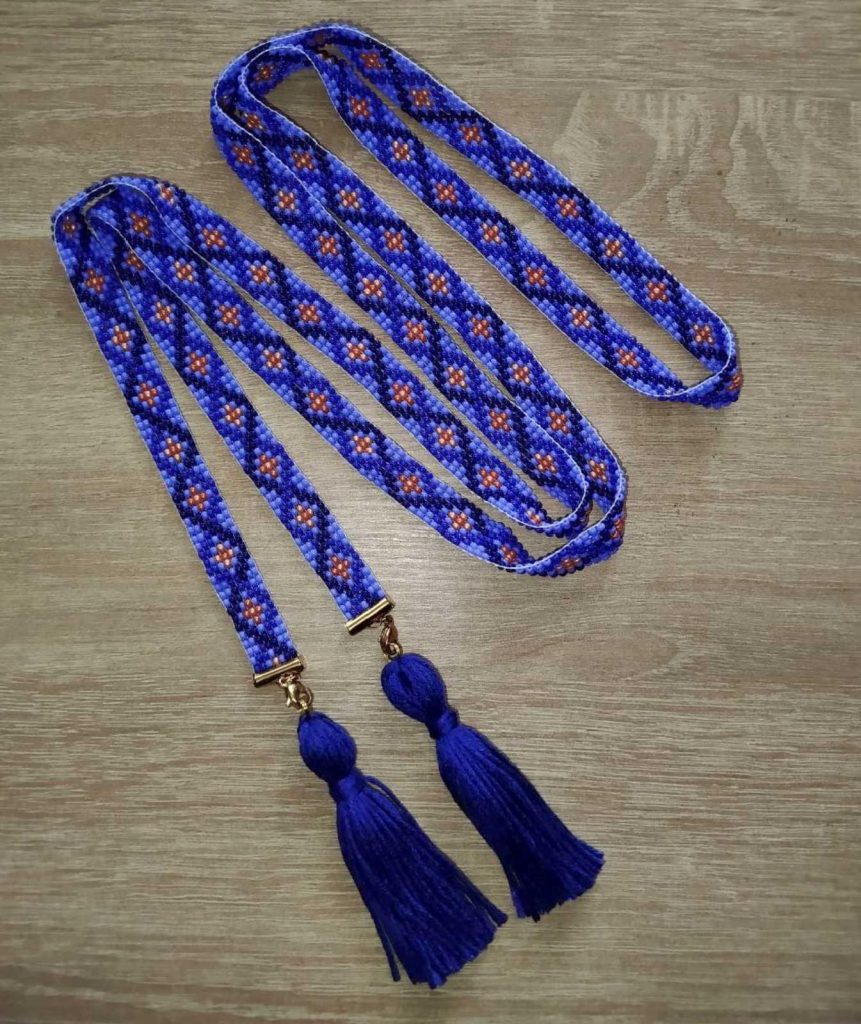 Чому варто навчитися виготовляти прикраси з бісеру